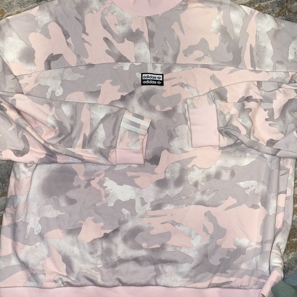 NWOT ADIDAS 😍💖 cute sweatshirt - Picture 10 of 13